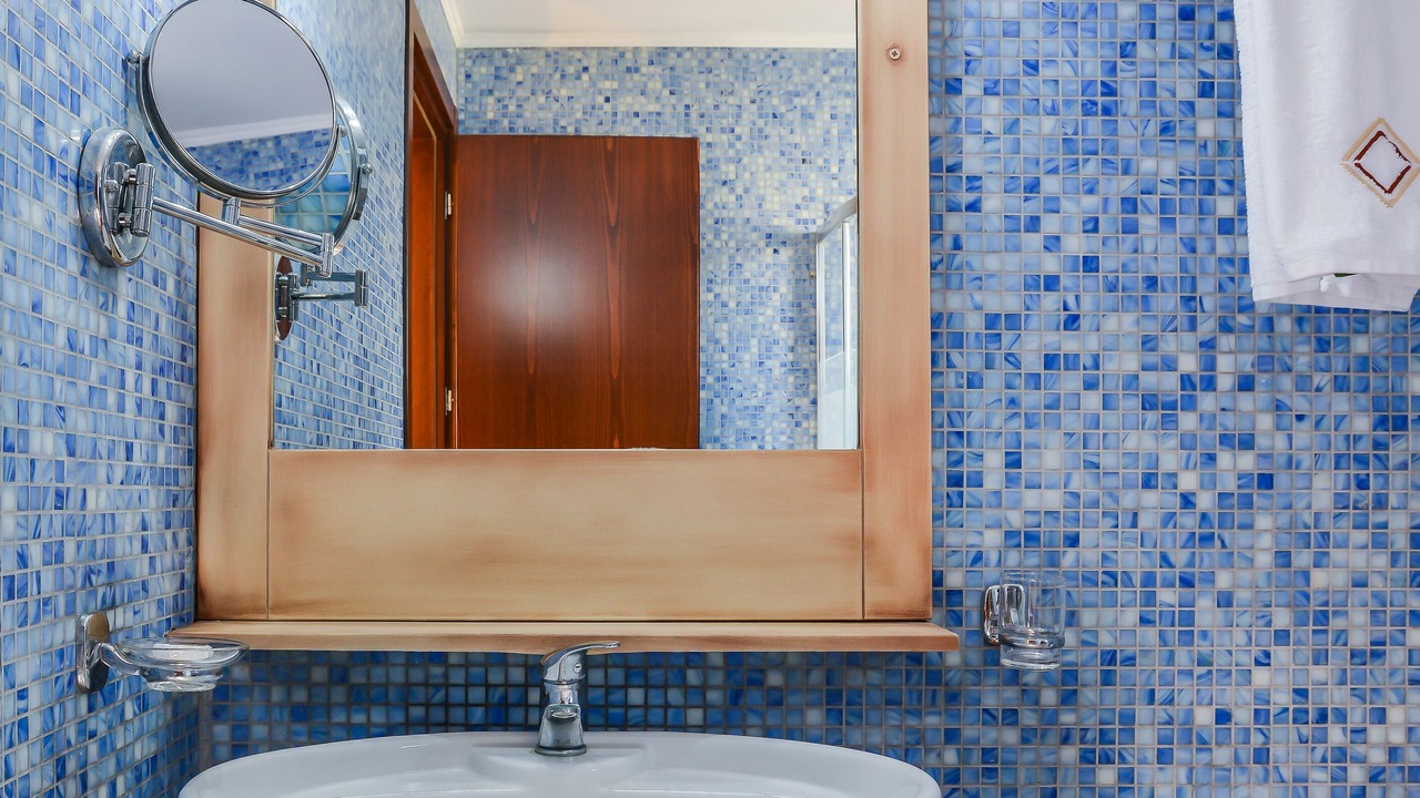 Photo of Bathroom in Varos