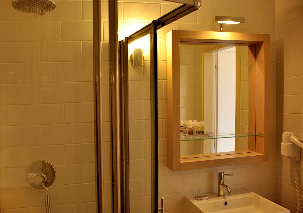Photo of Bathroom in Limeni