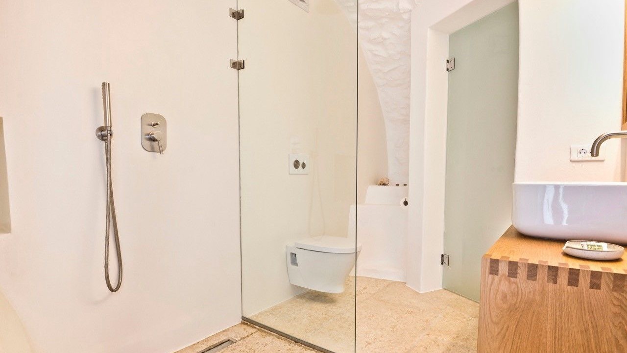 Photo of Bathroom in Limeni