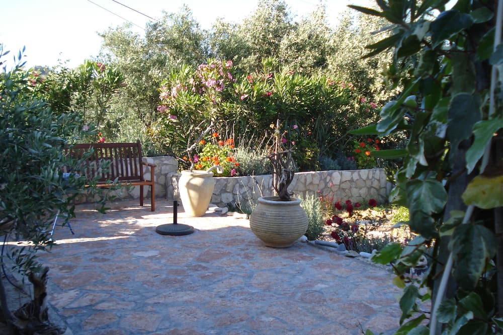 Photo of Outdoor in Kompi