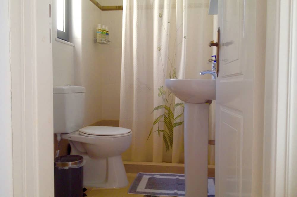 Photo of Bathroom in Skala Neon Kidonion