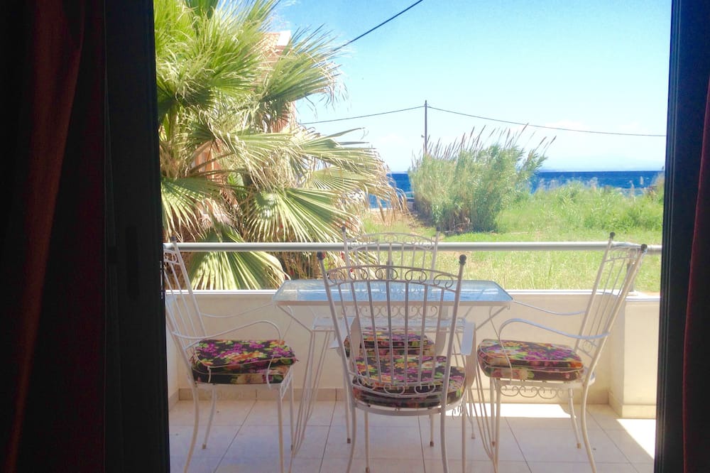 Photo of Patio Balcony in Skala Neon Kidonion
