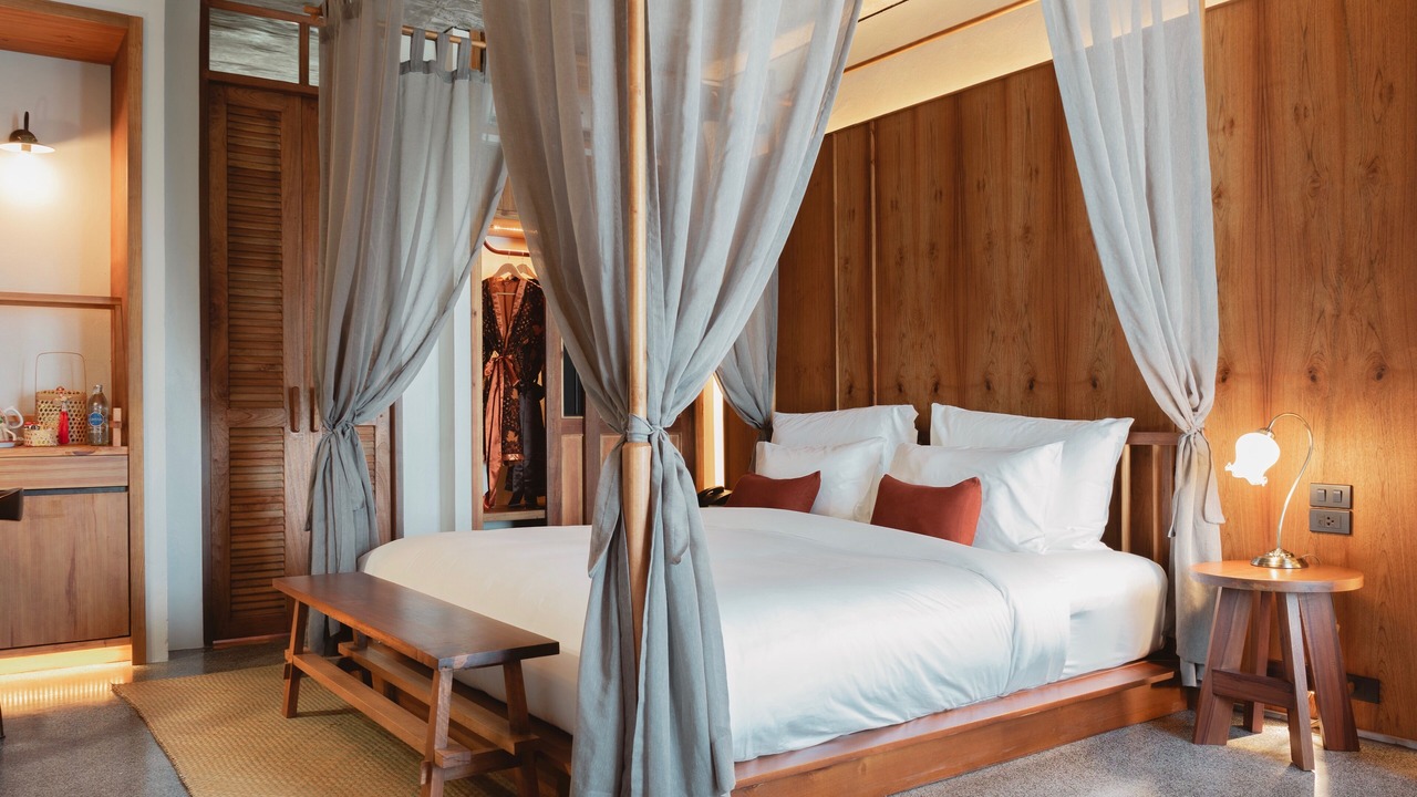 Photo of Bedroom in Khuekkhak