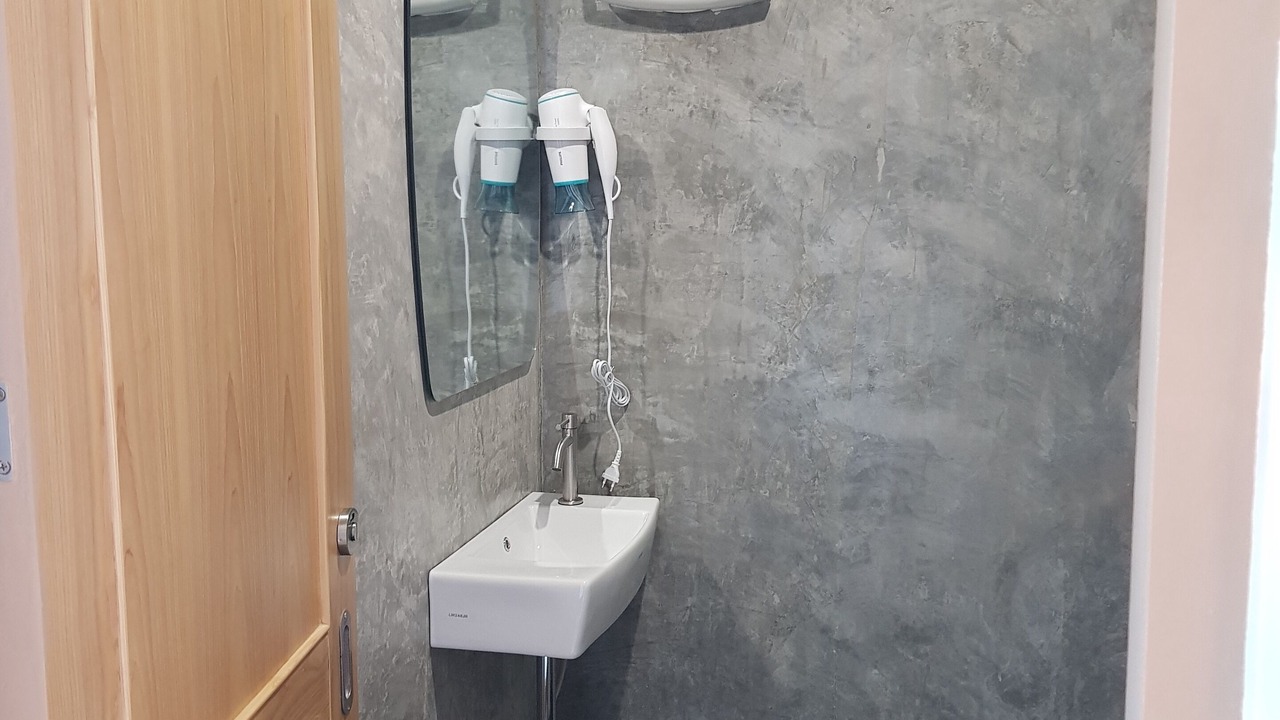 Photo of Bathroom in Khlong Sam Prawet