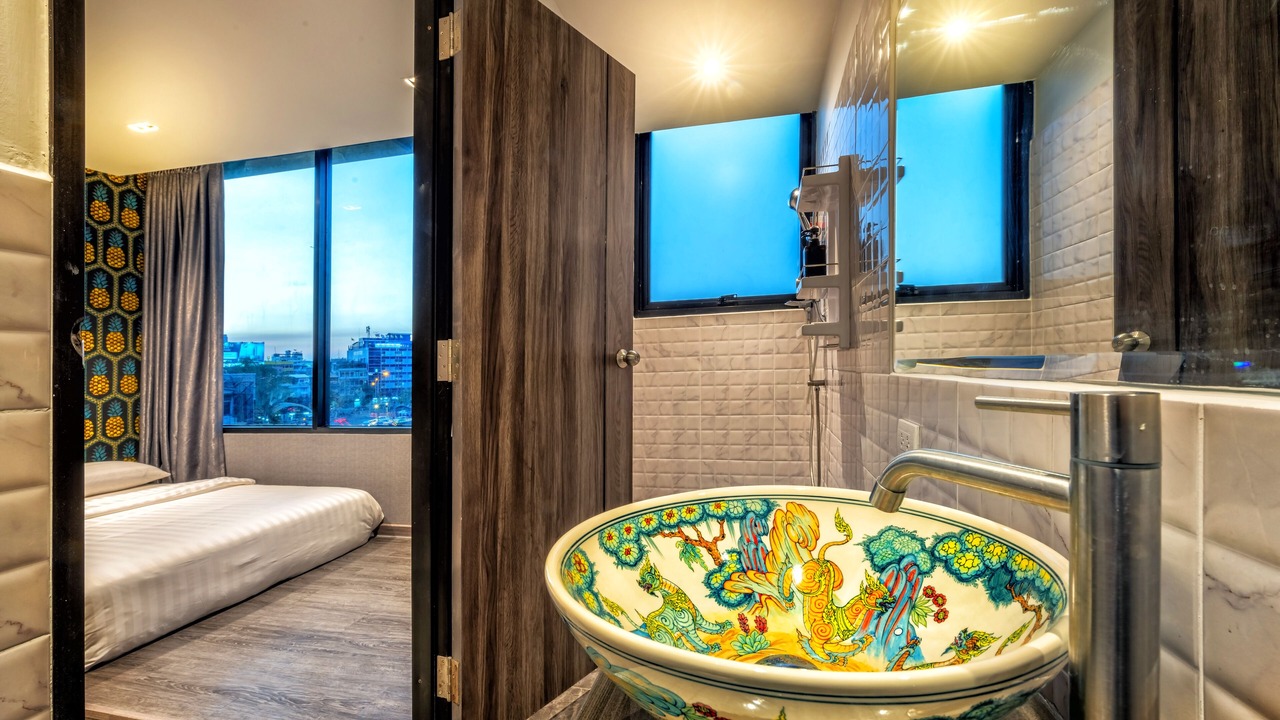 Photo of Bathroom in Hua Lamphong