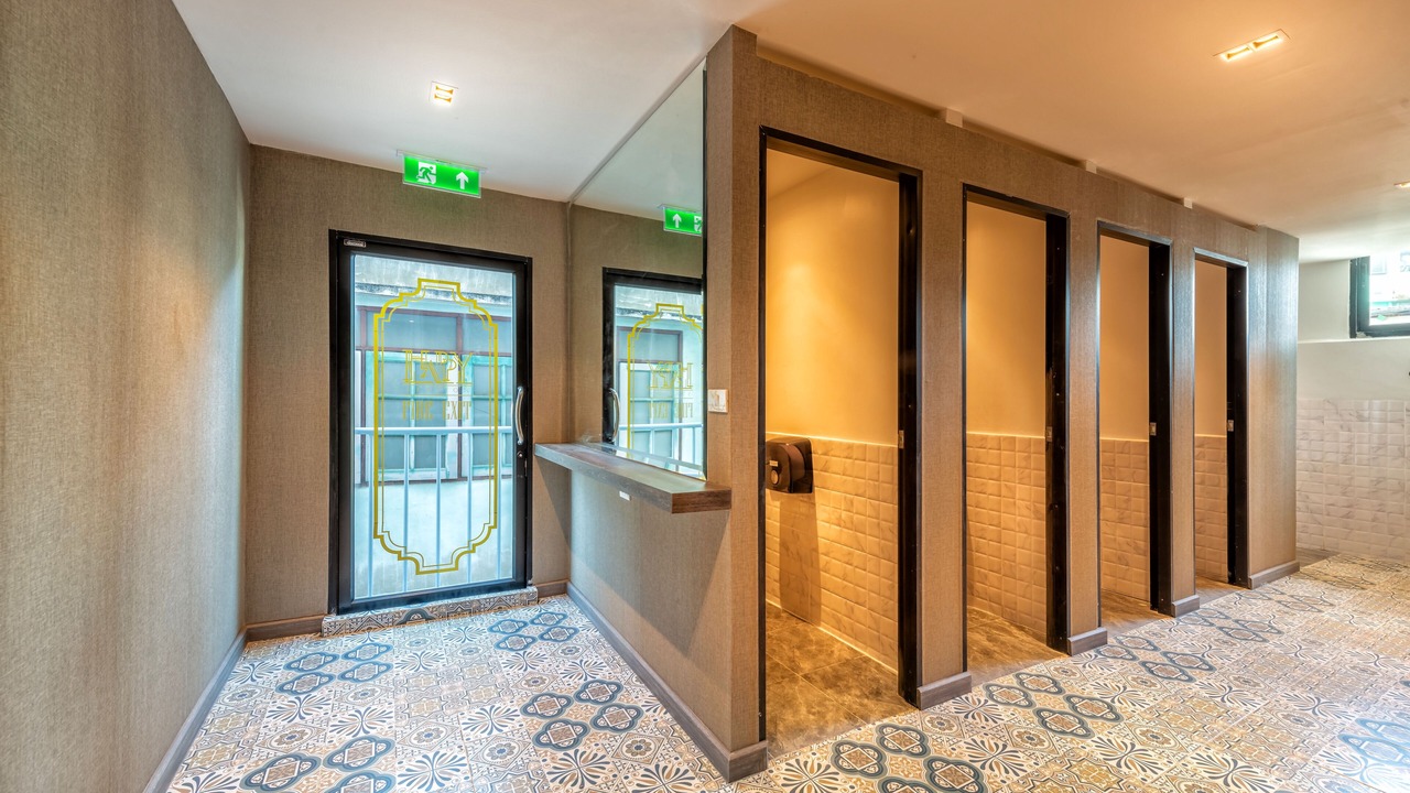 Photo of Bathroom in Hua Lamphong