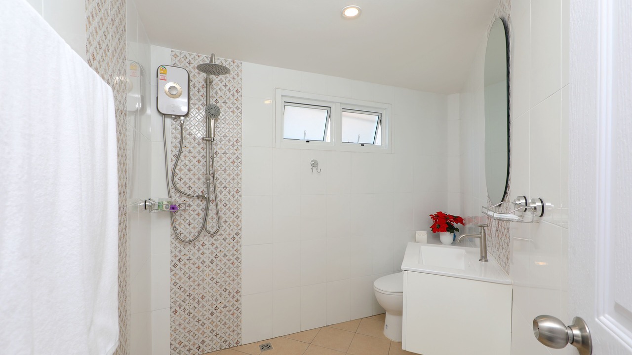 Photo of Bathroom in Kata