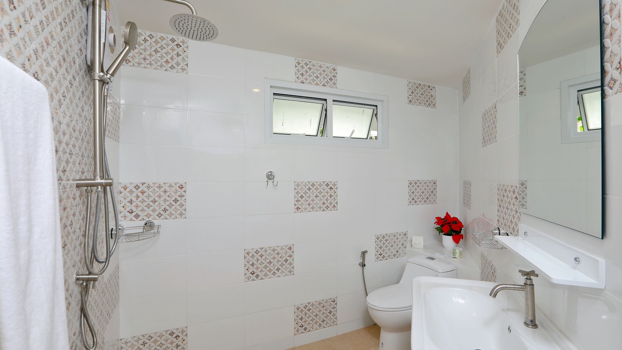 Photo of Bathroom in Kata