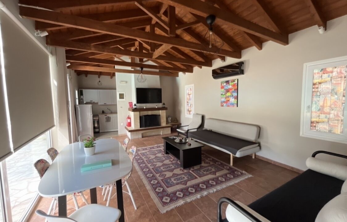 Photo of Livingroom in Korithion
