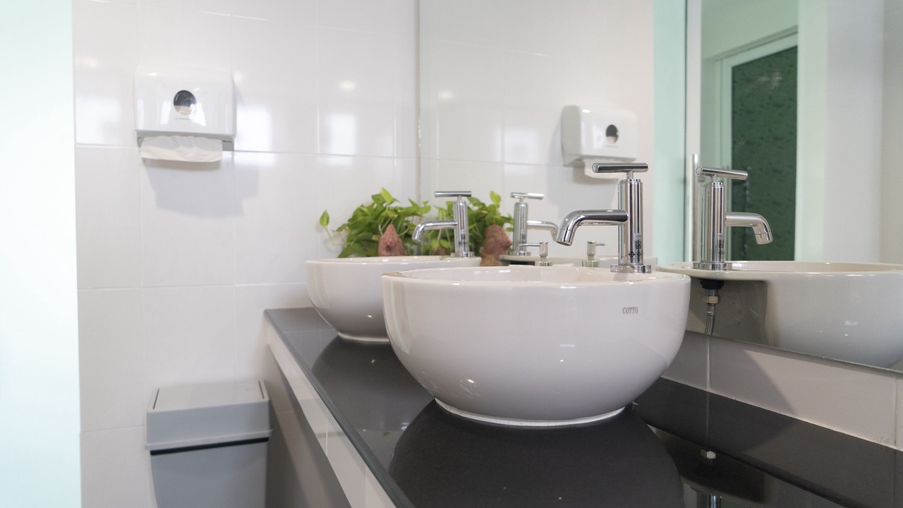 Photo of Bathroom in Thung Song Hong