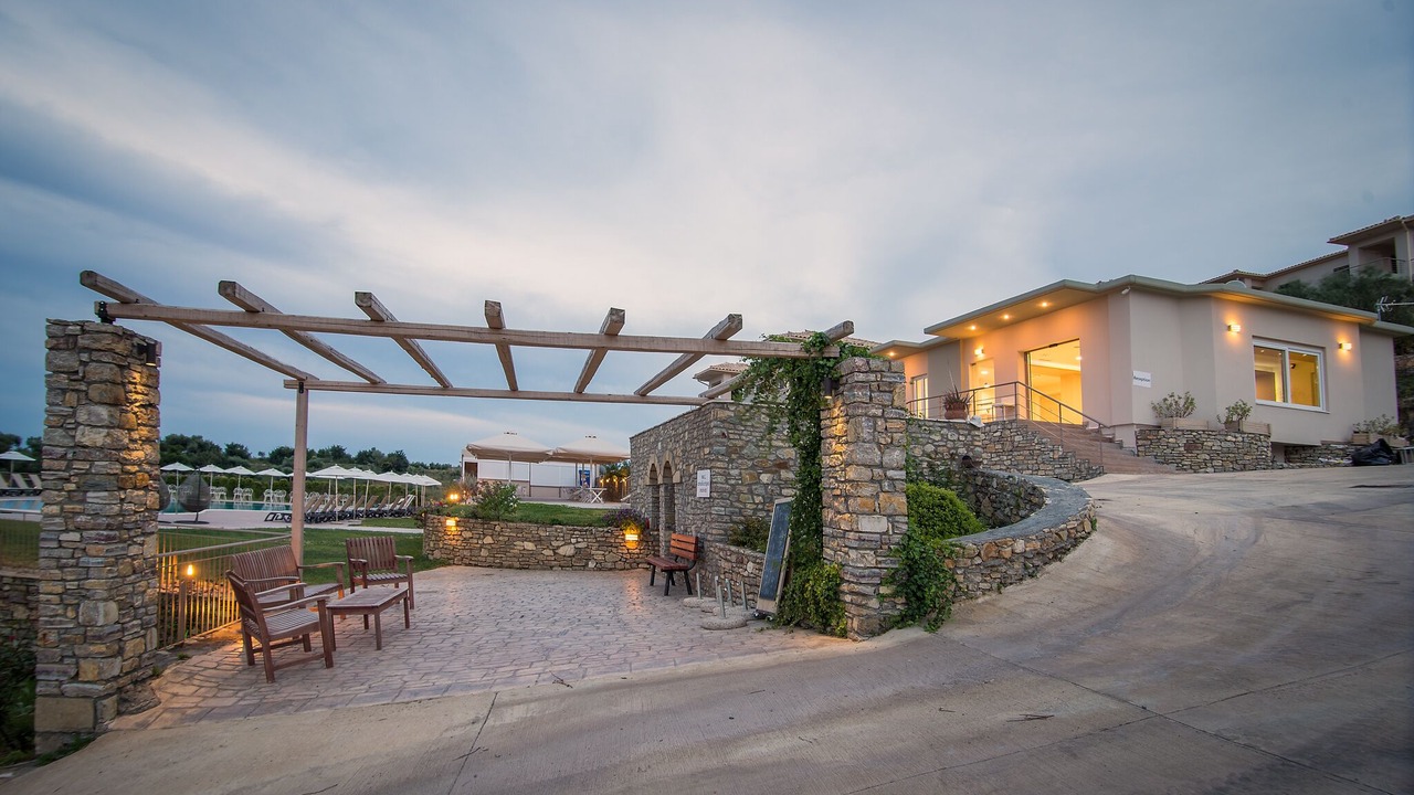 Photo of Outdoor in Aipeia