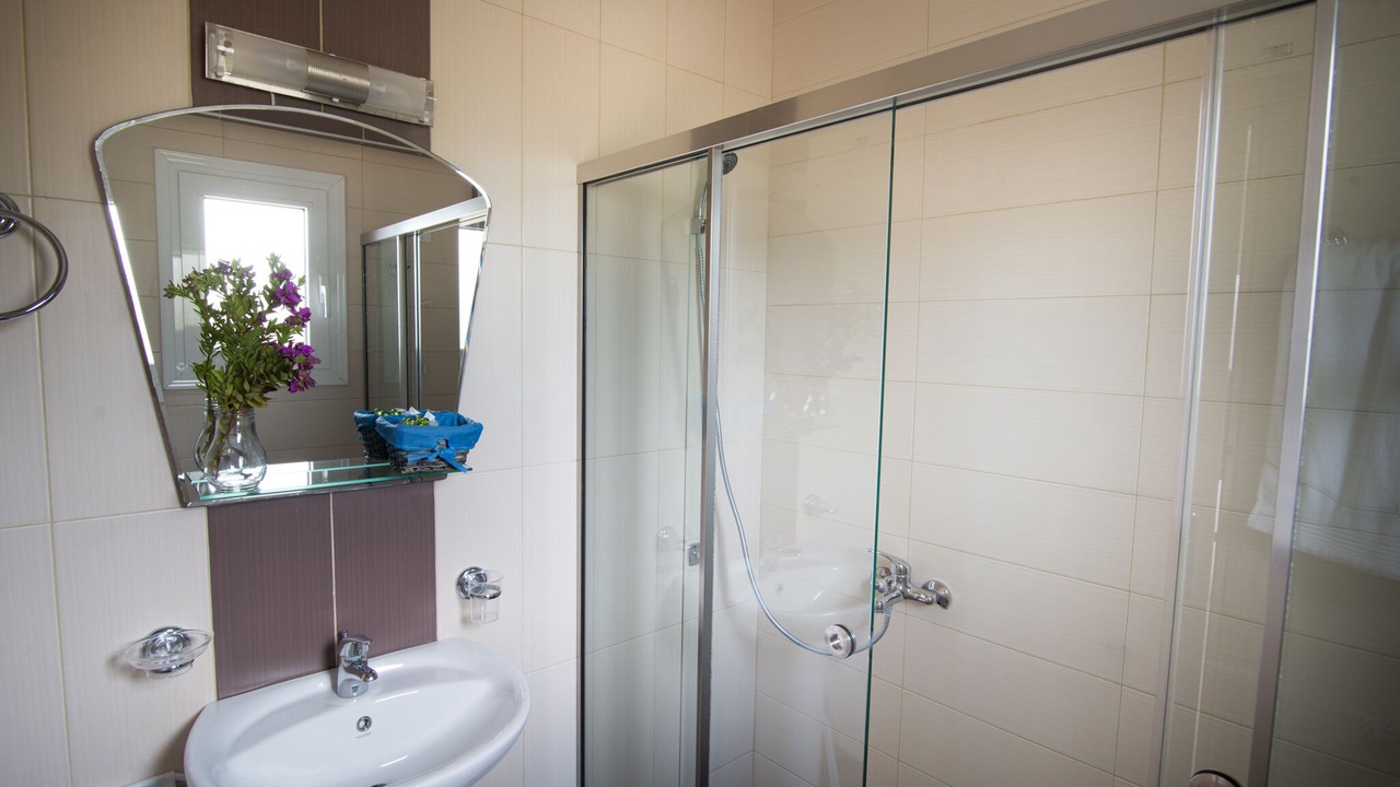 Photo of Bathroom in Aipeia