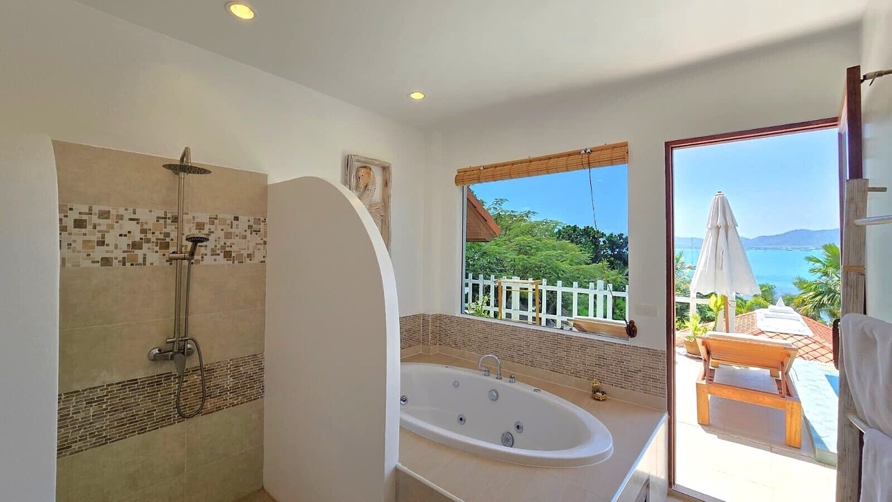 Photo of Bathroom in Wichit