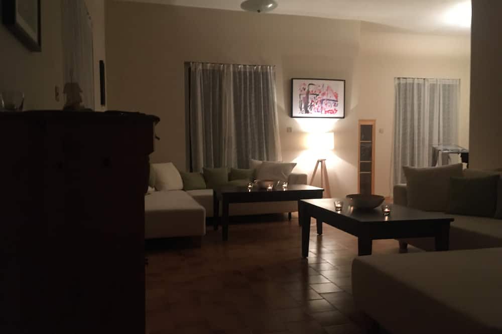Photo of Livingroom in Ziros