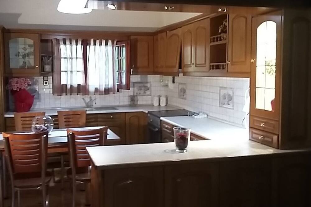 Photo of Kitchen in Lefkimmi