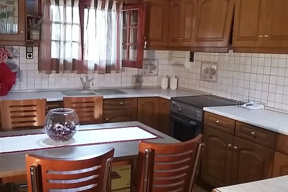 Photo of Kitchen in Lefkimmi
