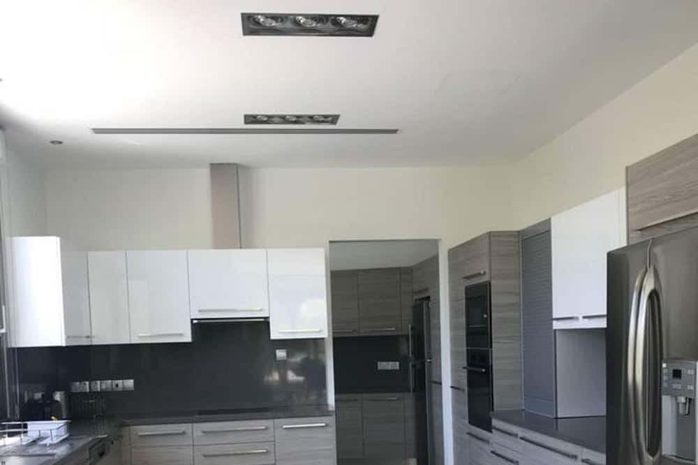 Photo of Kitchen in Kalo Chorio