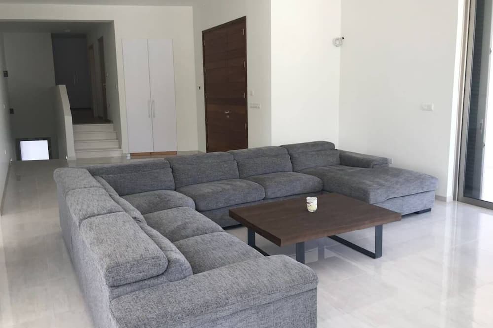 Photo of Livingroom in Kalo Chorio