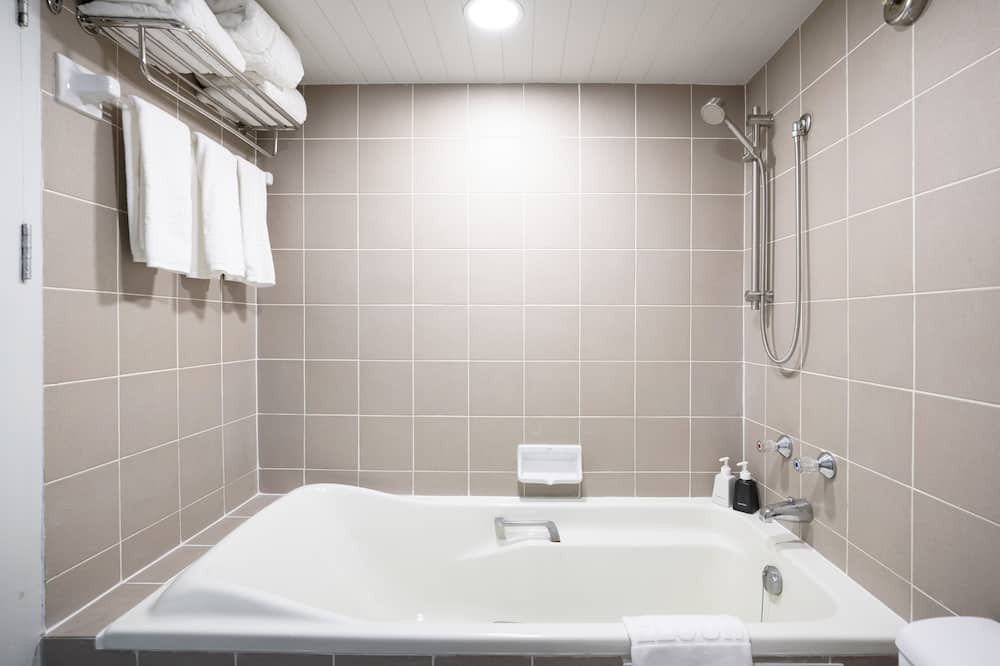 Photo of Bathroom in Chakkrawat