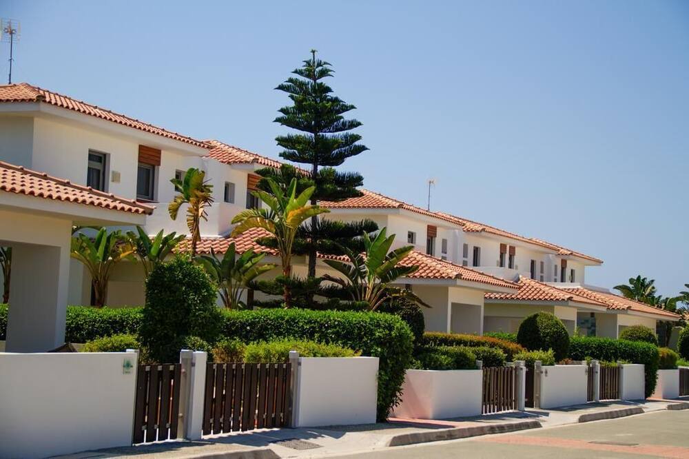 Photo of Outdoor in Mazotos
