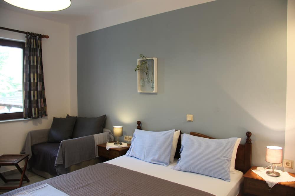 Photo of Bedroom in Kala Nera