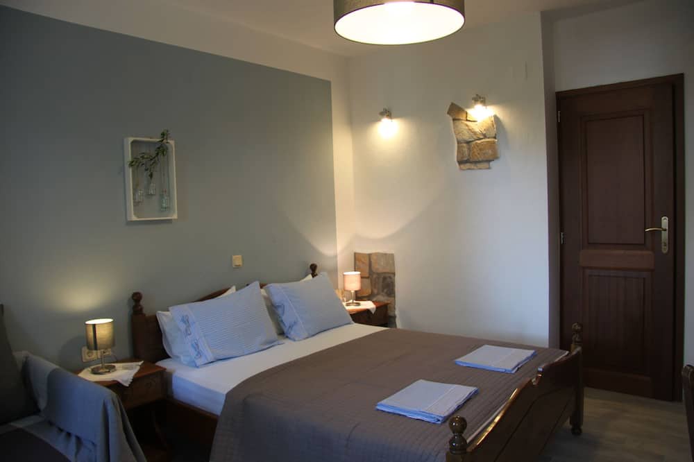 Photo of Bedroom in Kala Nera