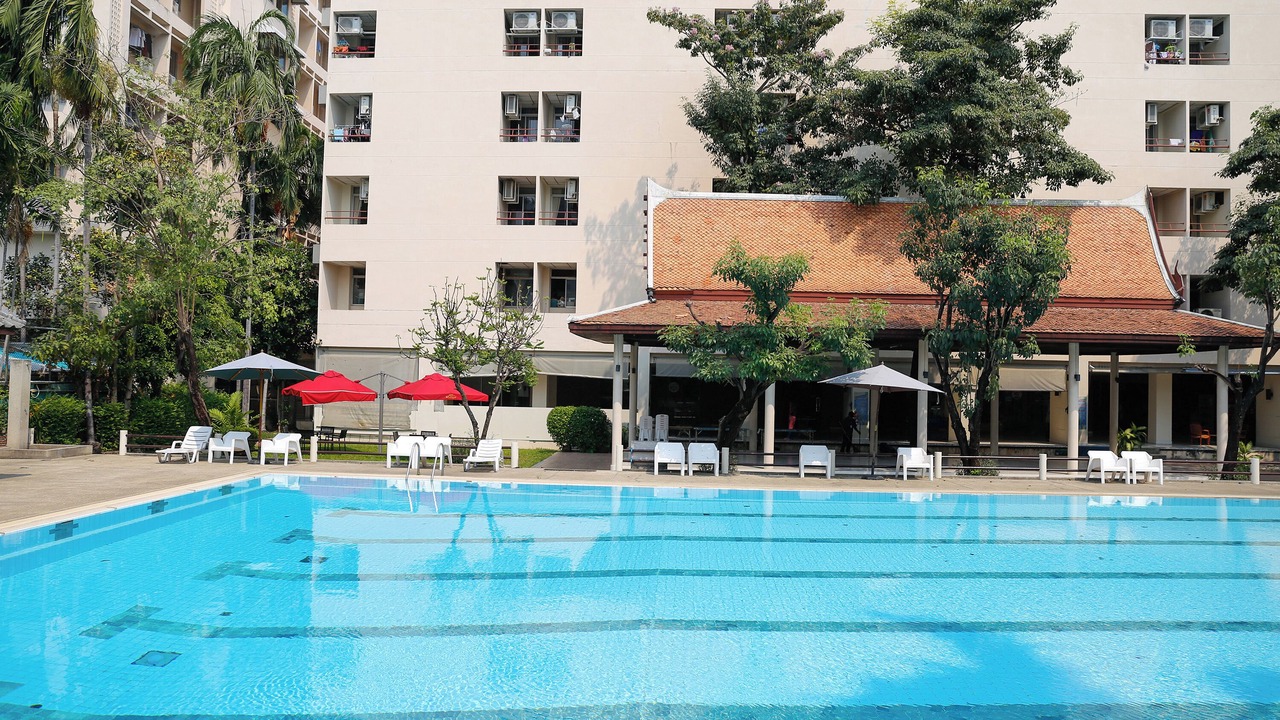 Photo of Outdoor in Samsen Nok
