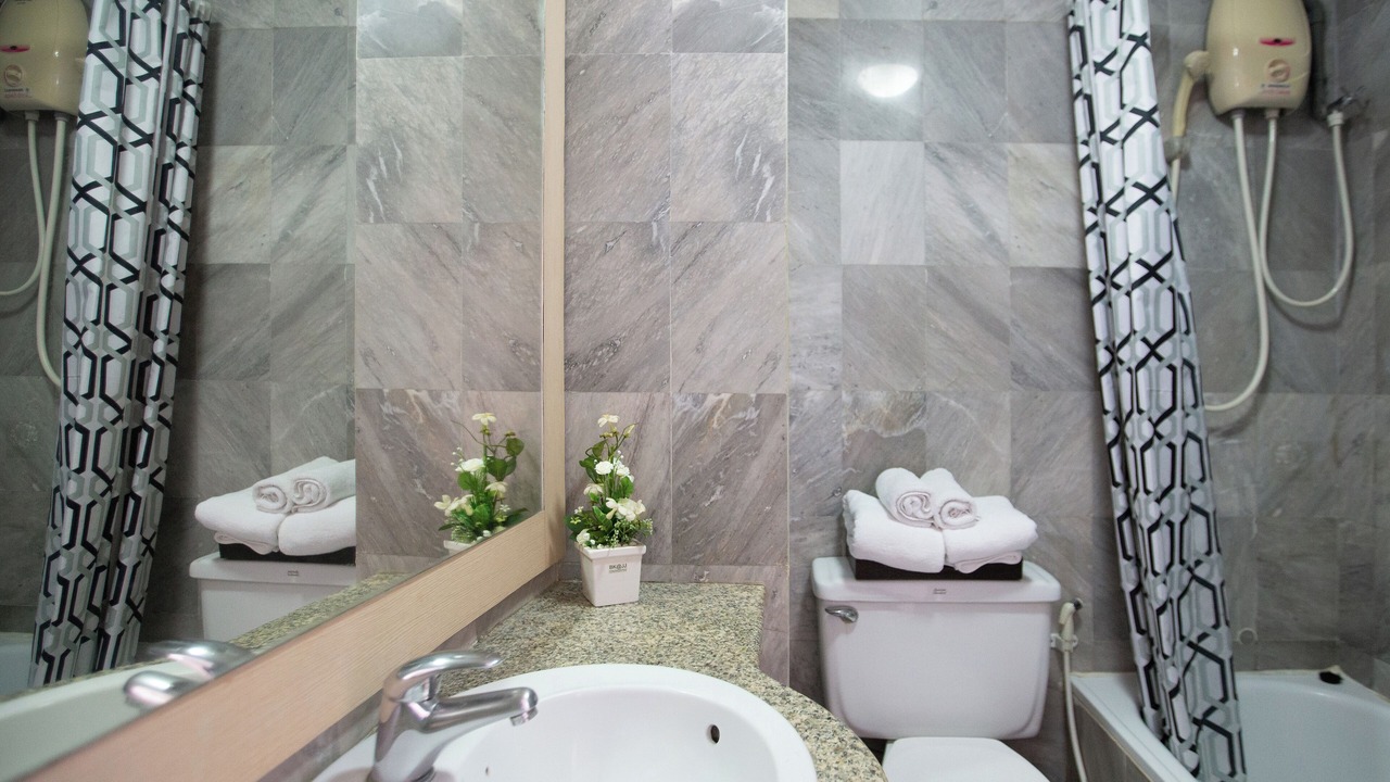 Photo of Bathroom in Samsen Nok
