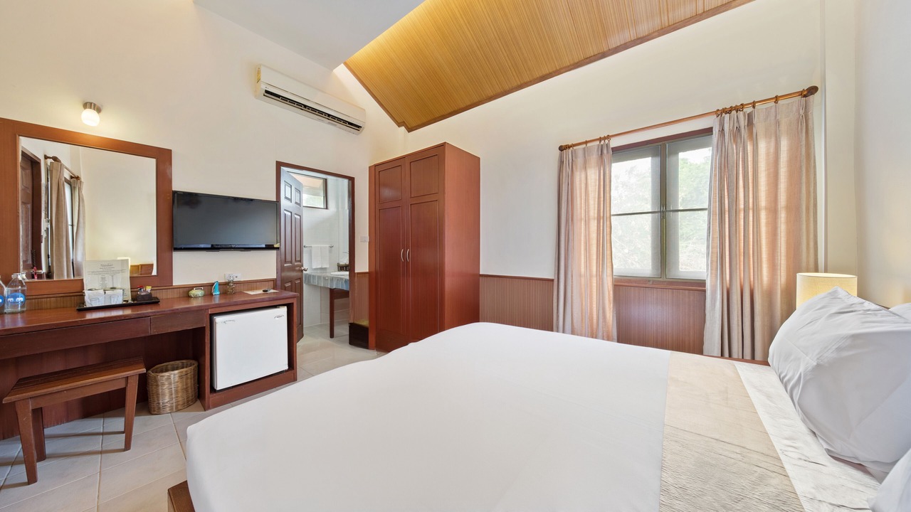 Photo of Bedroom in Mae Nam