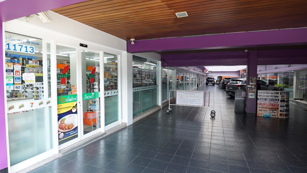 Photo of Outdoor in Thung Maha Mek