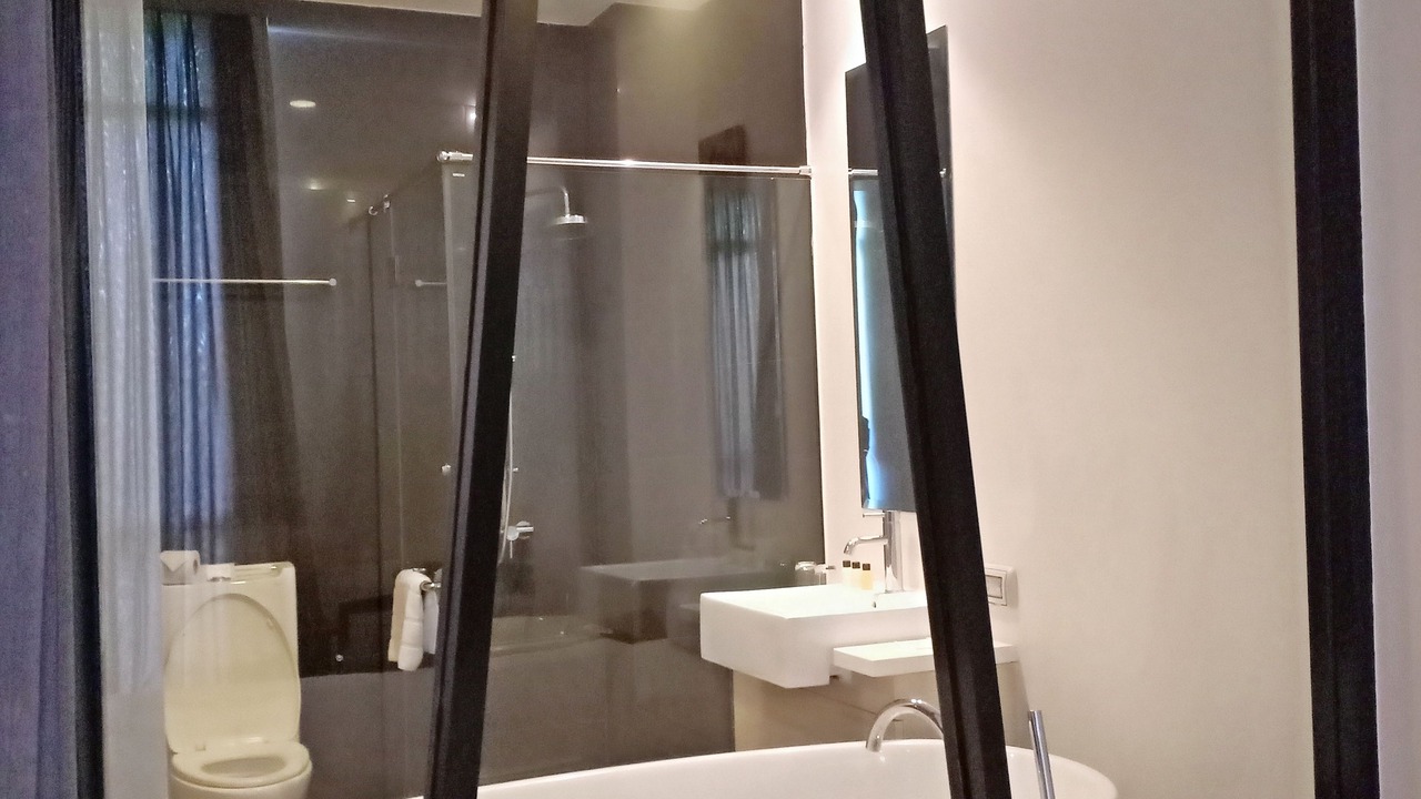 Photo of Bathroom in Racha Thewa