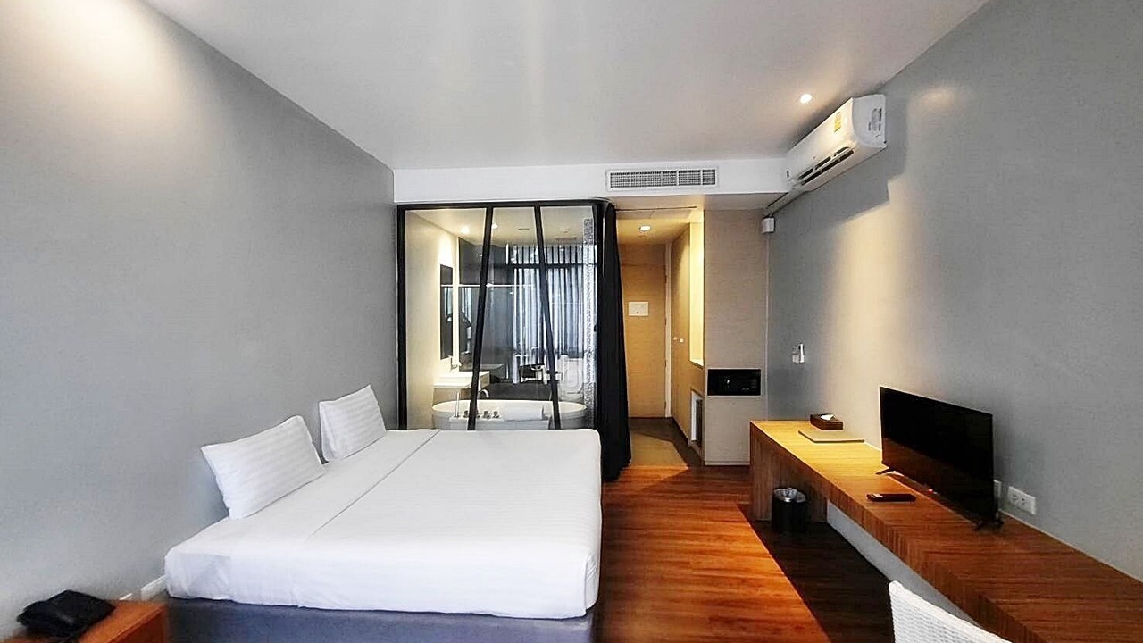 Photo of Bedroom in Racha Thewa