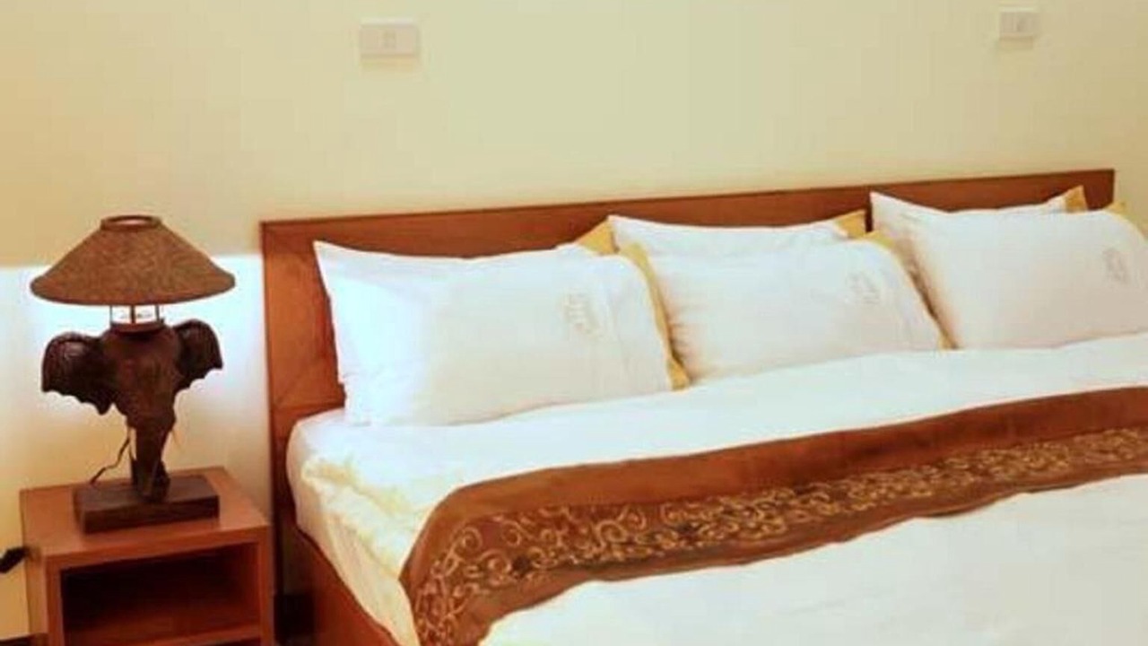Photo of Bedroom in Racha Thewa
