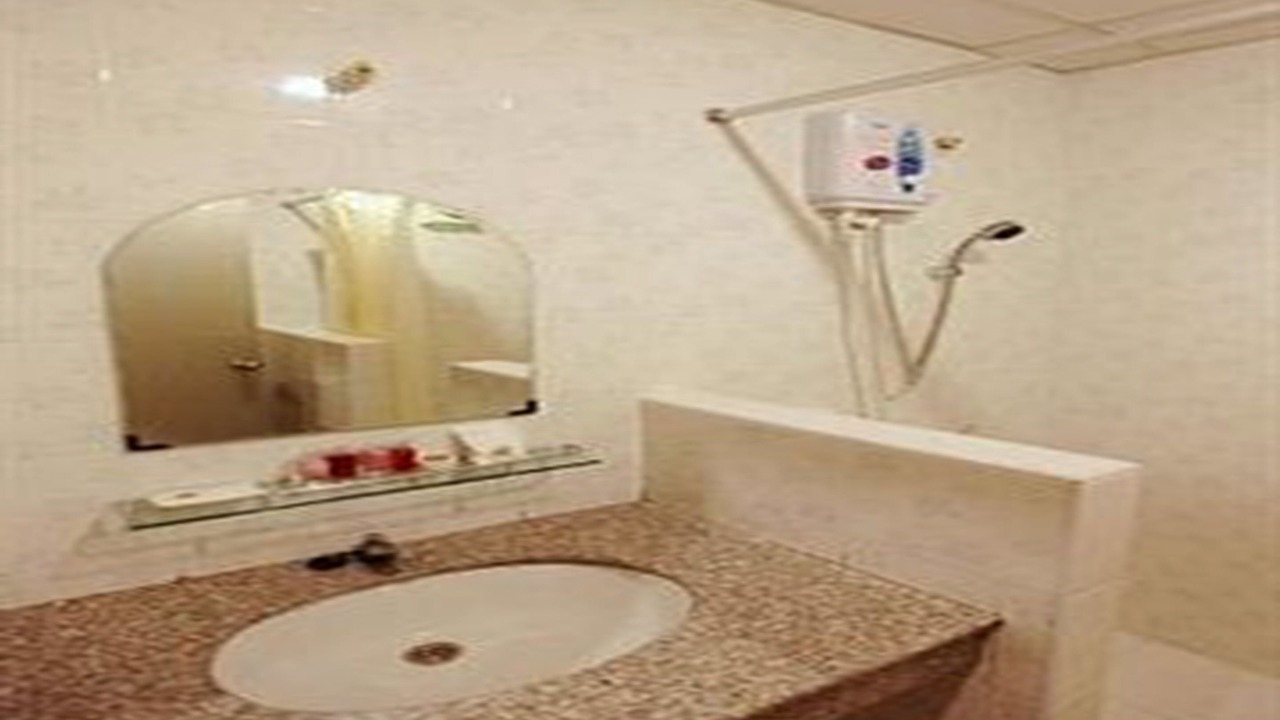 Photo of Bathroom in Racha Thewa