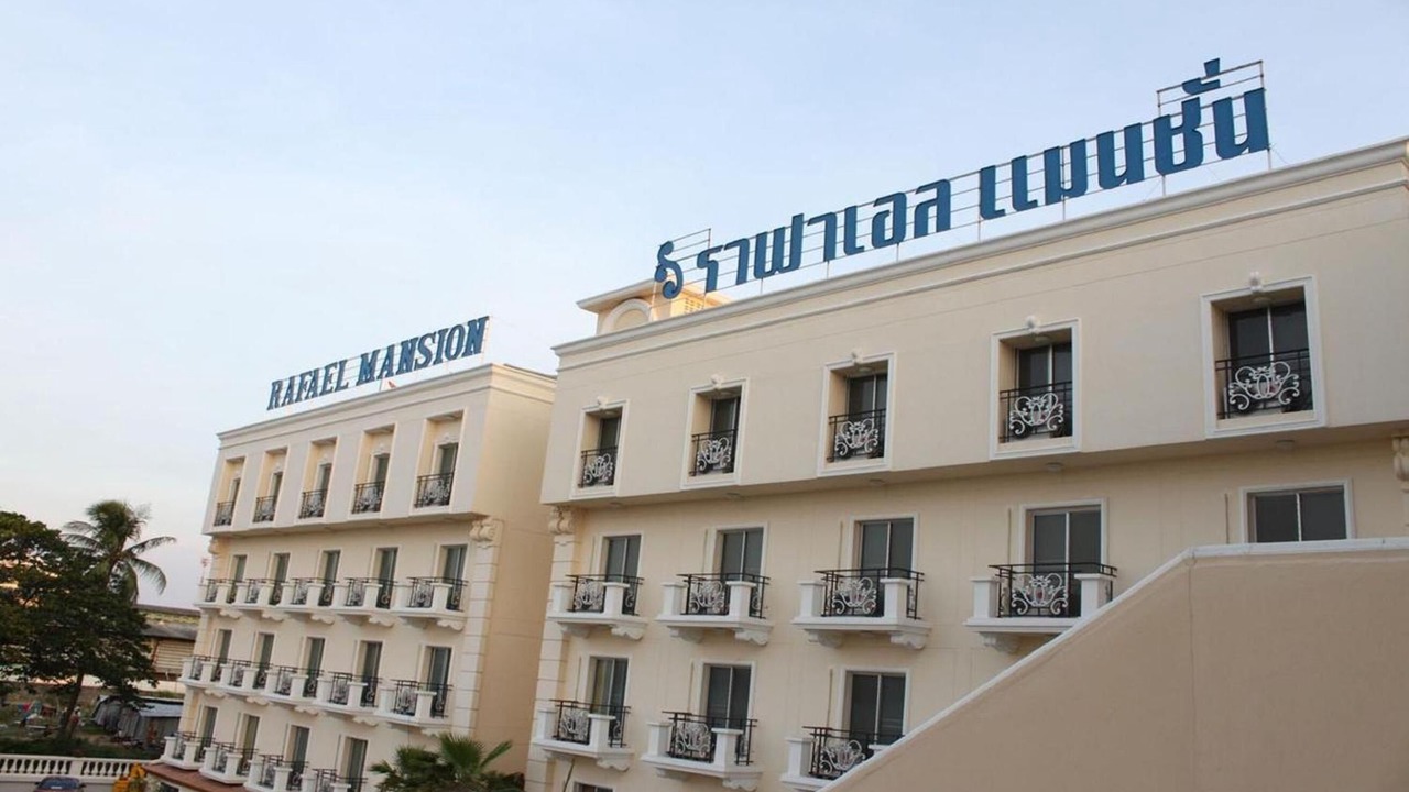 Photo of Outdoor in Racha Thewa