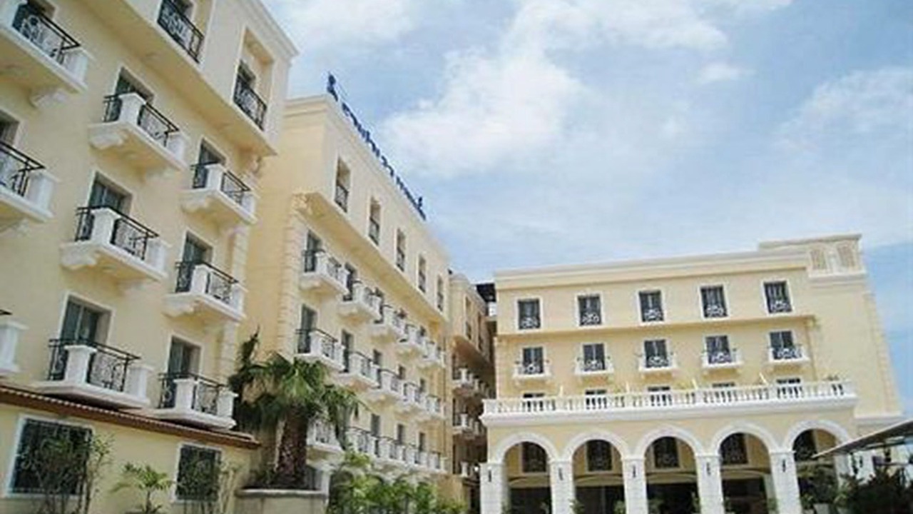 Photo of Outdoor in Racha Thewa