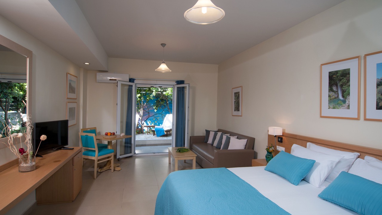 Photo of Bedroom in Foinikounta