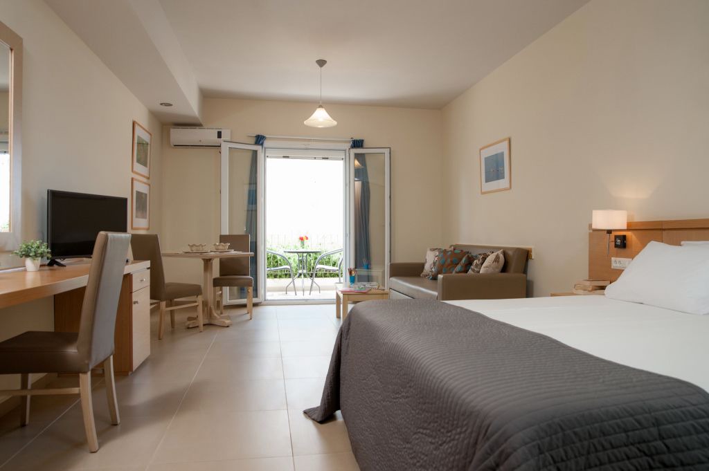 Photo of Bedroom in Foinikounta
