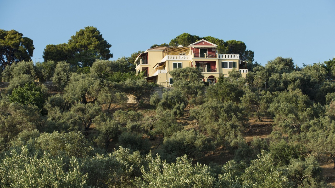 Photo of Outdoor in Apolpaina
