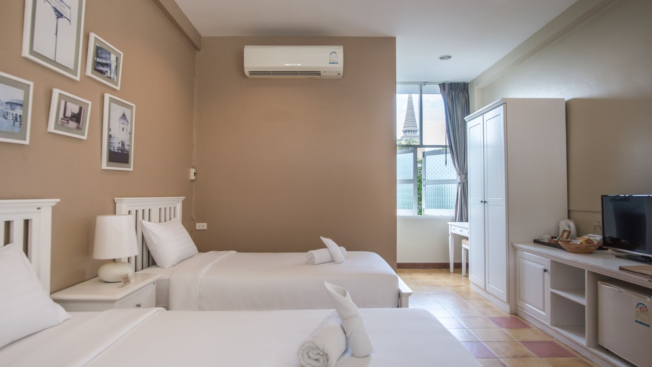 Photo of Bedroom in Wat Ratchabophit