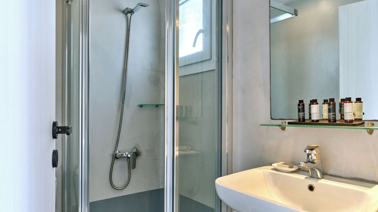 Photo of Bathroom in Naousa