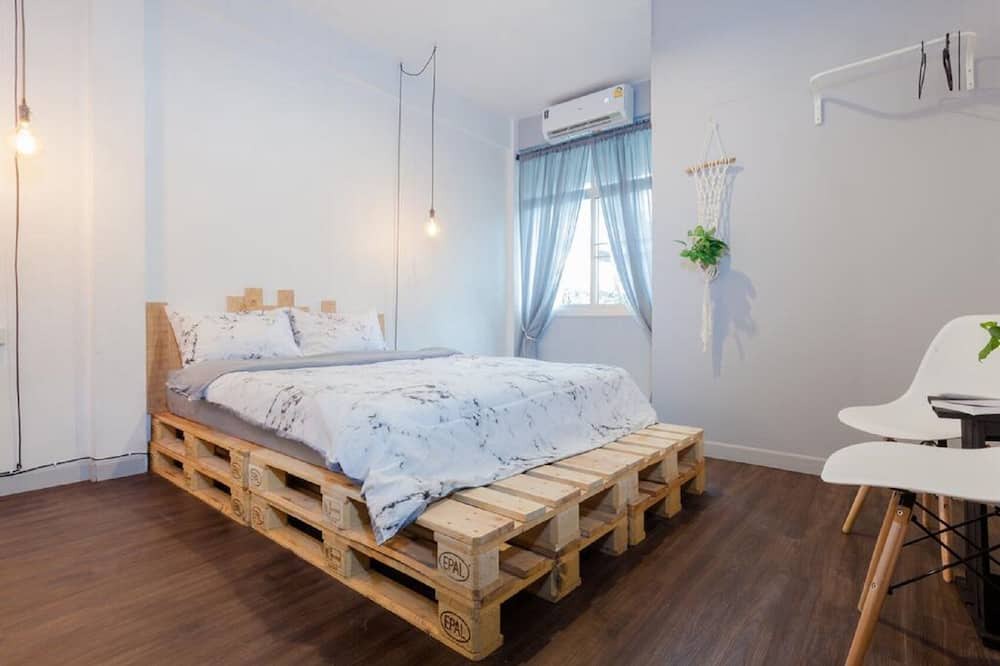 Photo of Bedroom in Wat Ratchabophit
