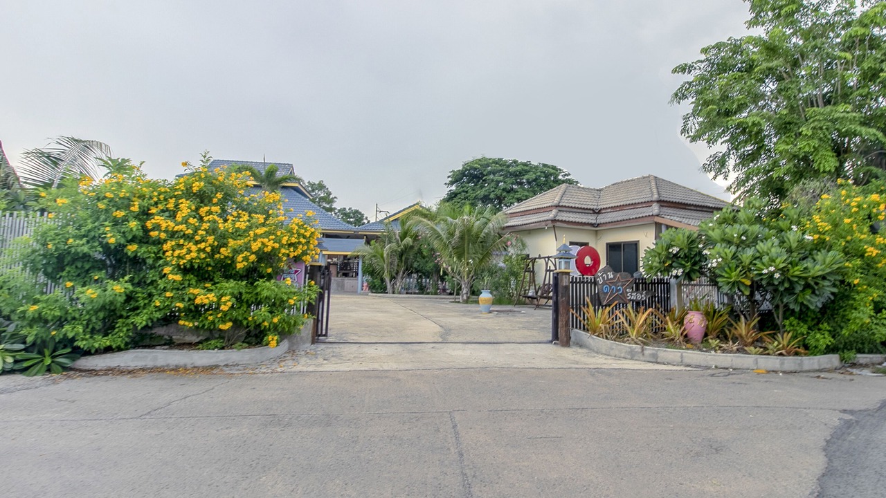 Photo of Outdoor in Hin Lek Fai