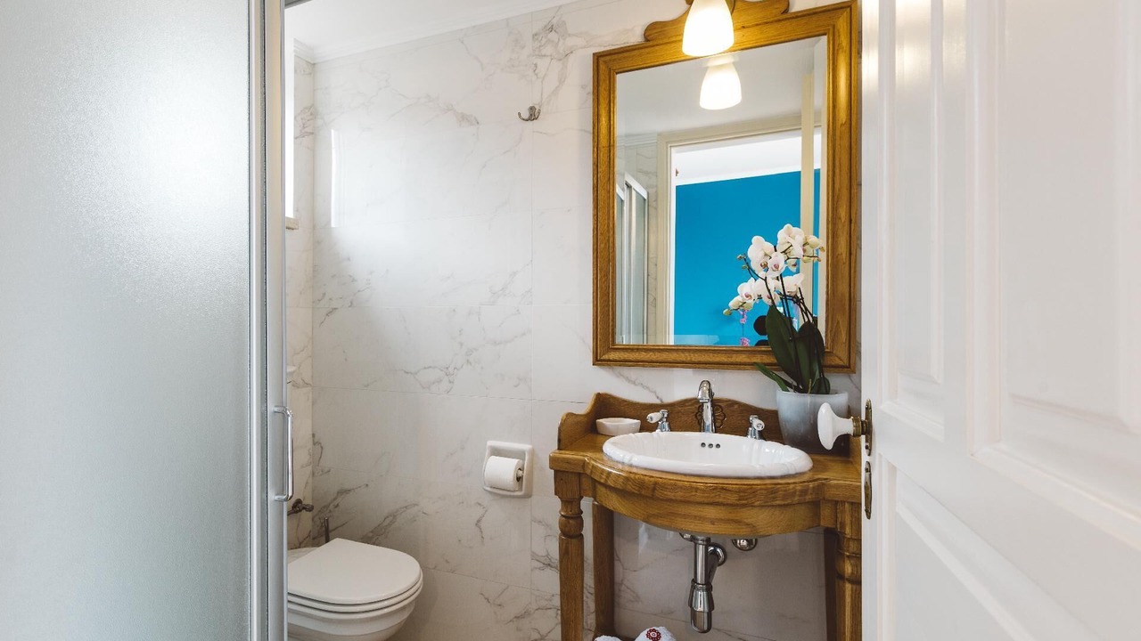 Photo of Bathroom in Skinaria