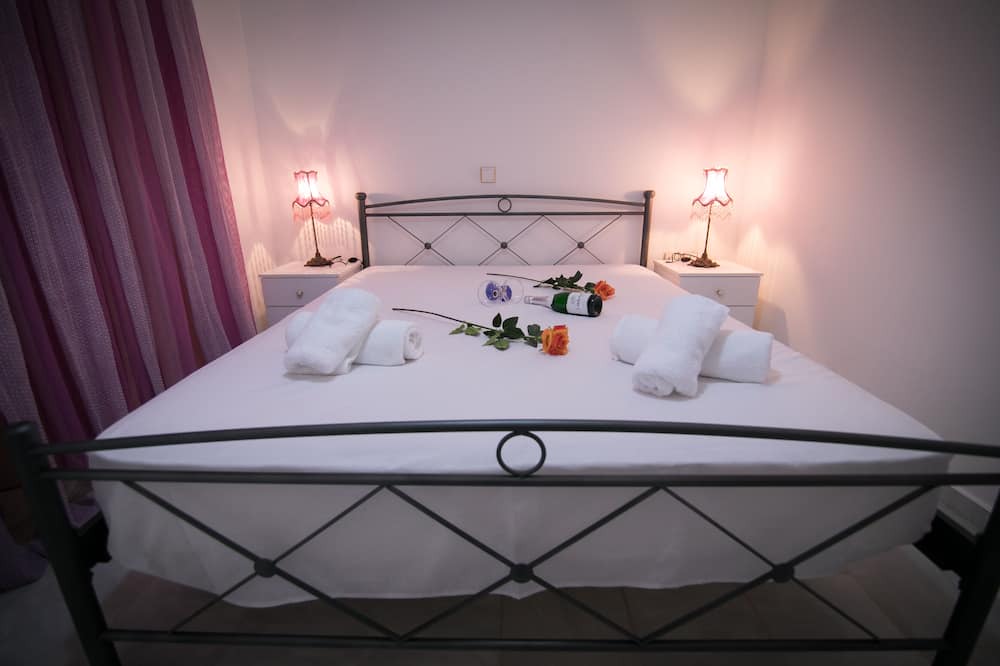 Photo of Bedroom in Salamis
