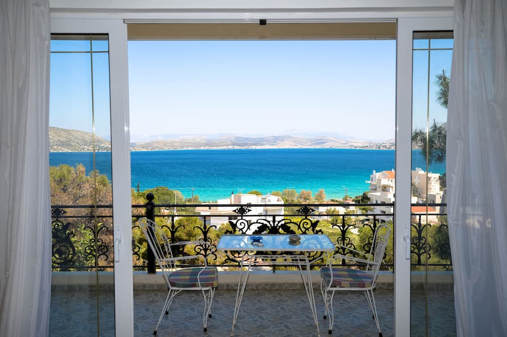 Photo of Patio Balcony in Salamis