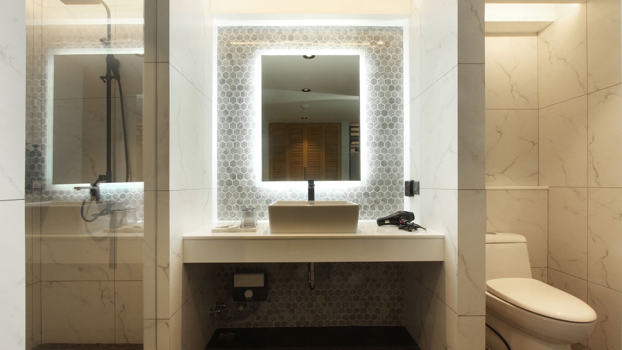 Photo of Bathroom in Si Phraya