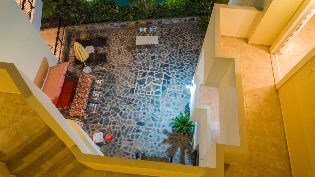 Photo of Outdoor in Istron