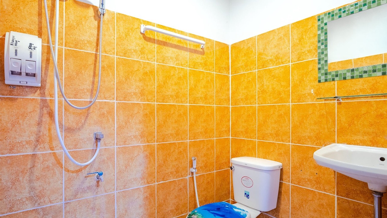 Photo of Bathroom in Si Sunthon