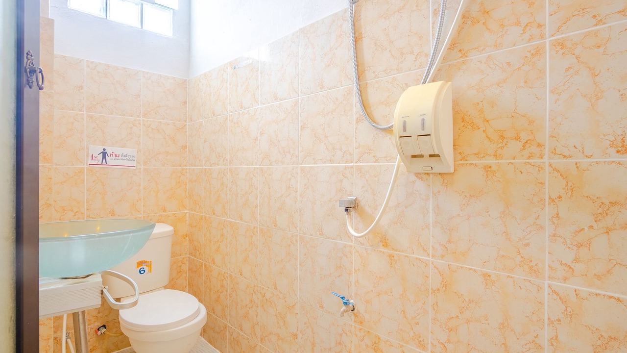 Photo of Bathroom in Si Sunthon